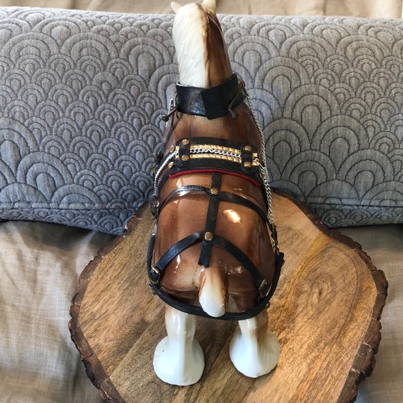 ANTIQUE MCM Porcelain Horse Clydesdale w/ accoutrements Figurine Budweiser Beer - Picture 11 of 16